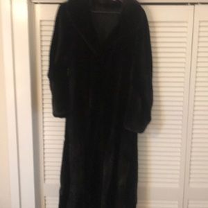 Full Lenitgh black mink coat